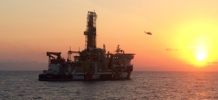 Shell's Stena IceMAX drillship.
